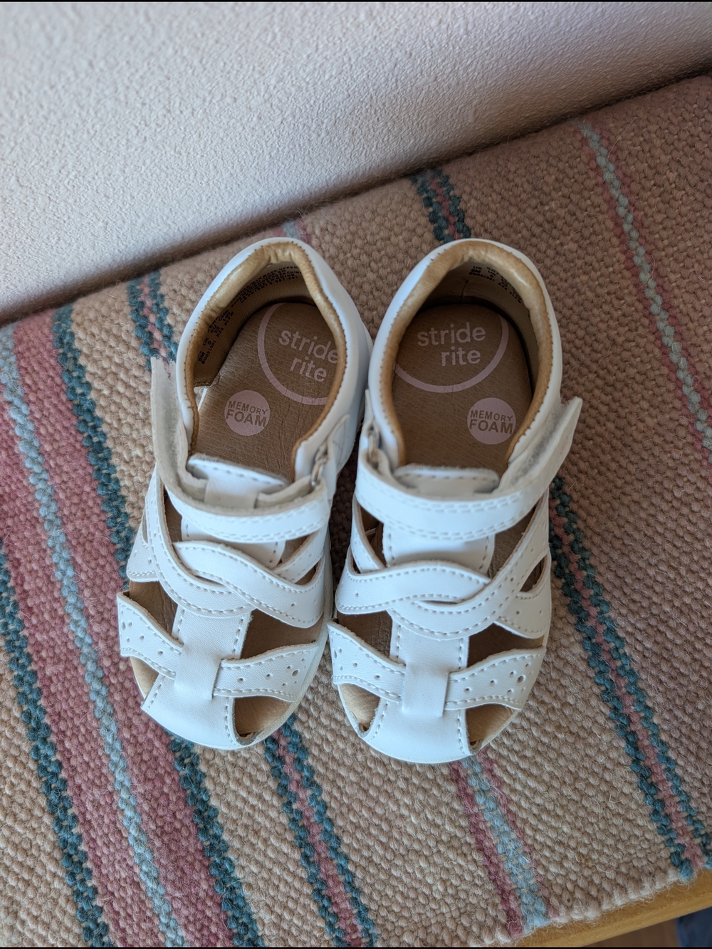 Stride Rite White Leather Toddler Sandals - Picture 2 of 7